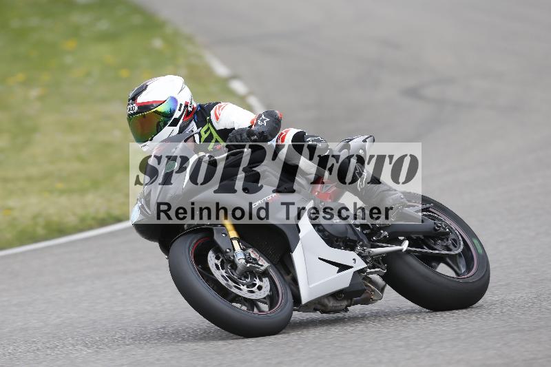 /09 19.04.2026  Caremotion get faster ADR/Gruppe gruen/58